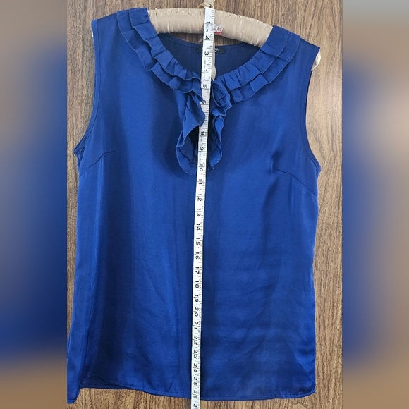 Lanidor Deep Blue Ruffled Sleeveless Blouse - Picture 5 of 6